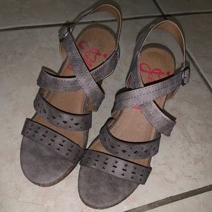 Light Grey Wedged Heels : Size 7.5
